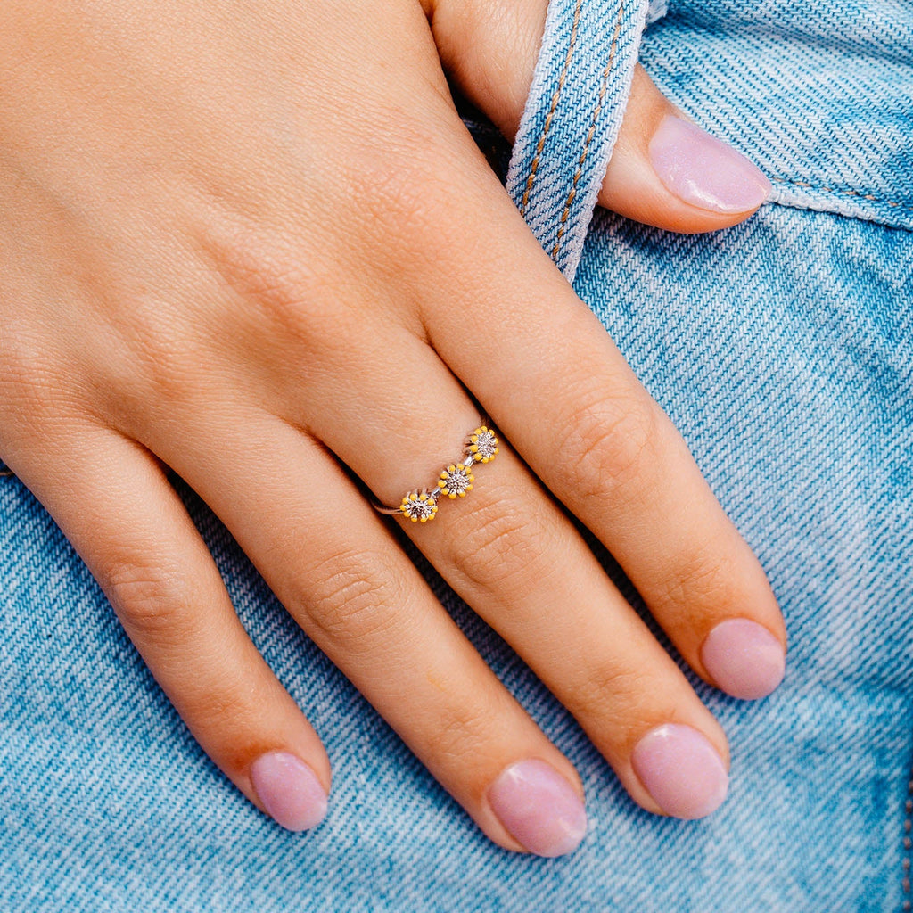 Perfect Posies Ring