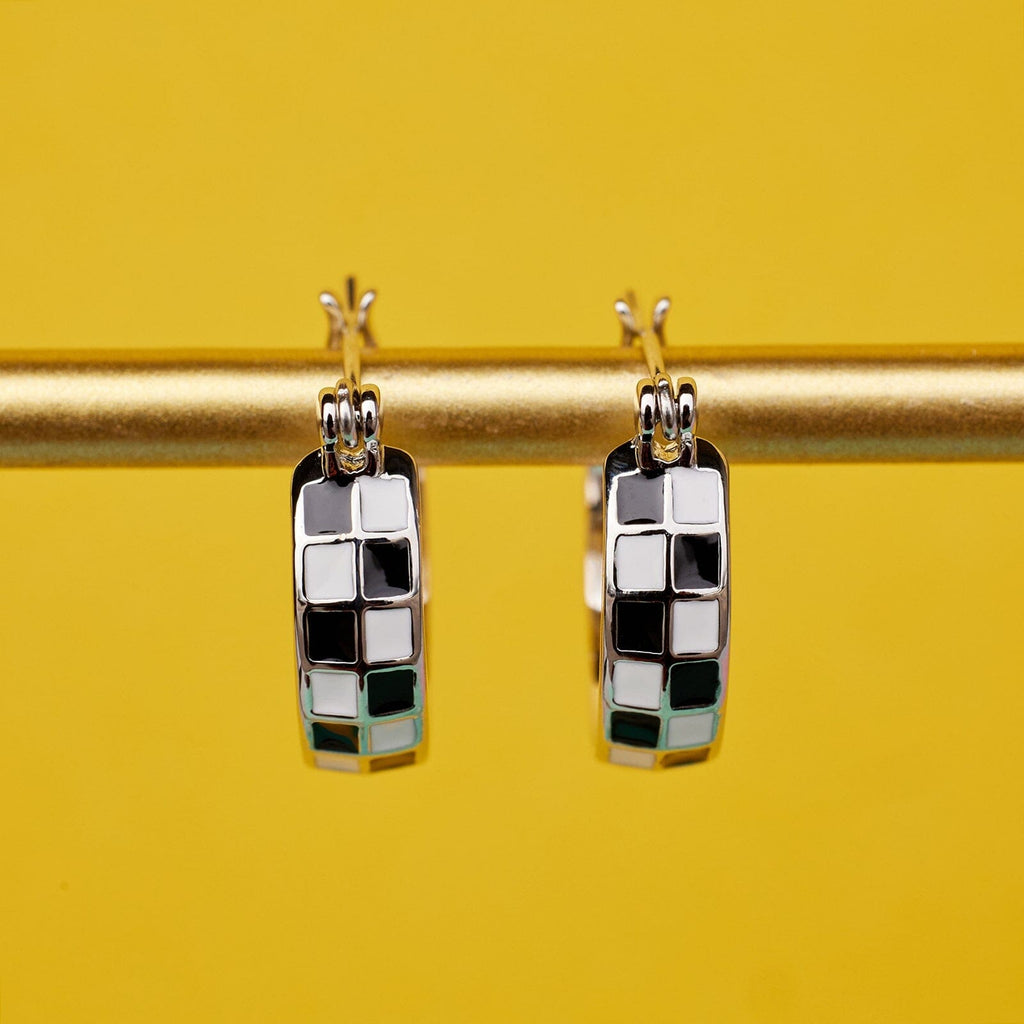 Checkerboard Huggies