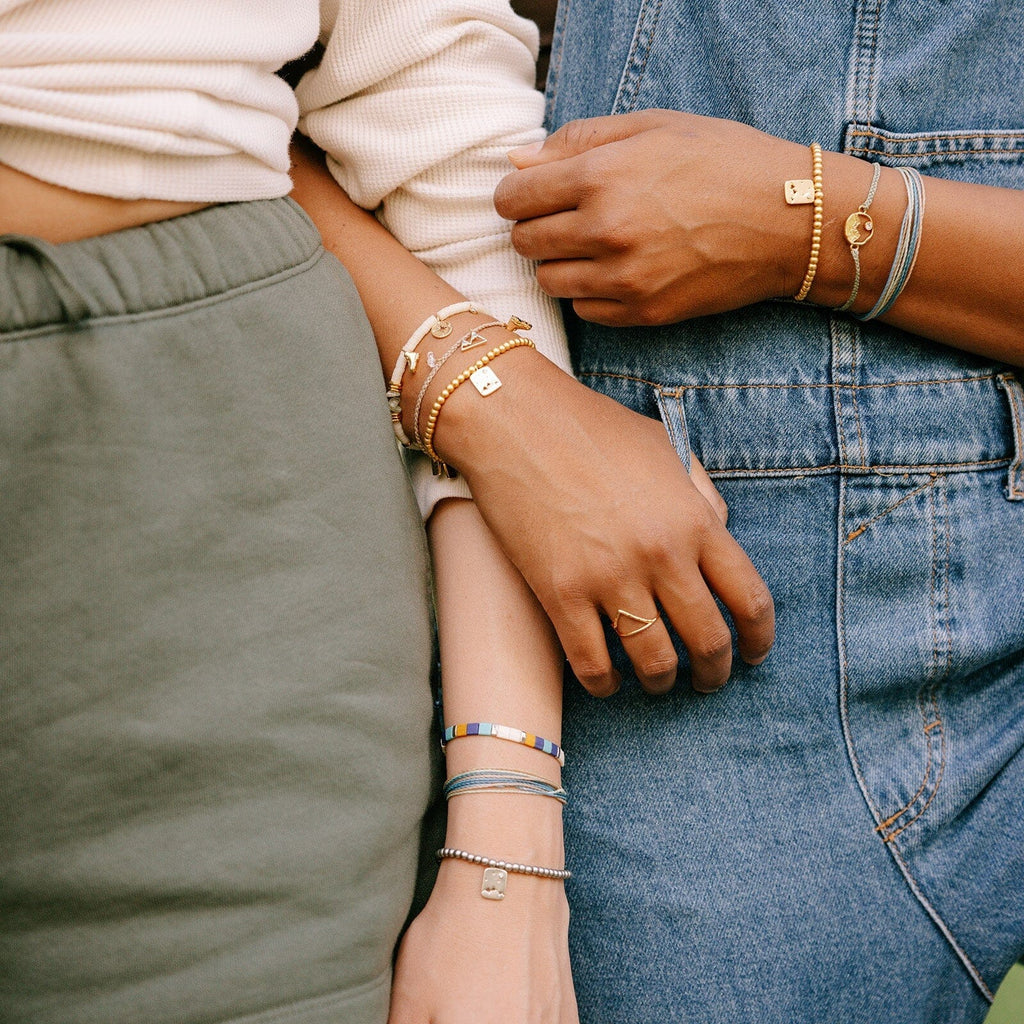 Outdoorsy Gals Metal Bead Stretch Bracelet