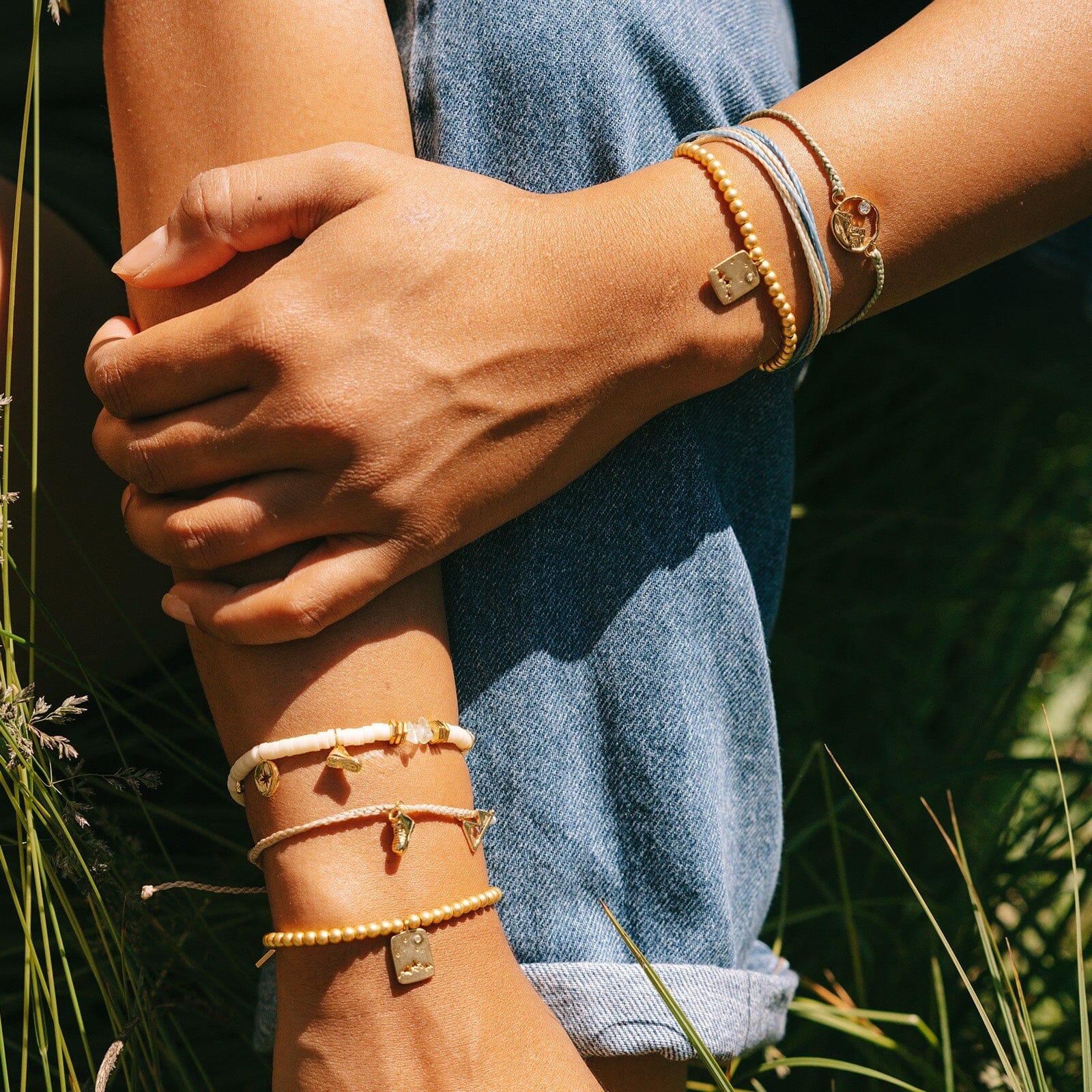 Outdoorsy Gals Metal Bead Stretch Bracelet