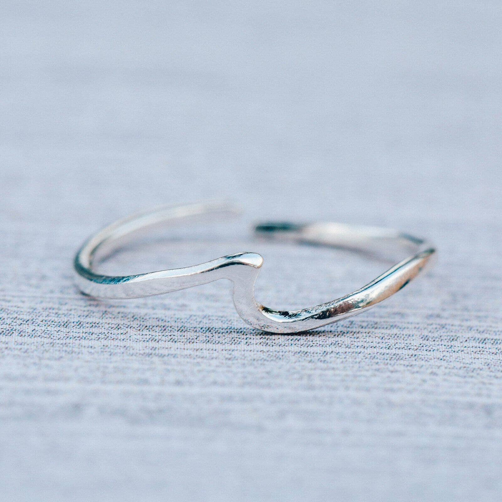 Silver Wave Toe Ring