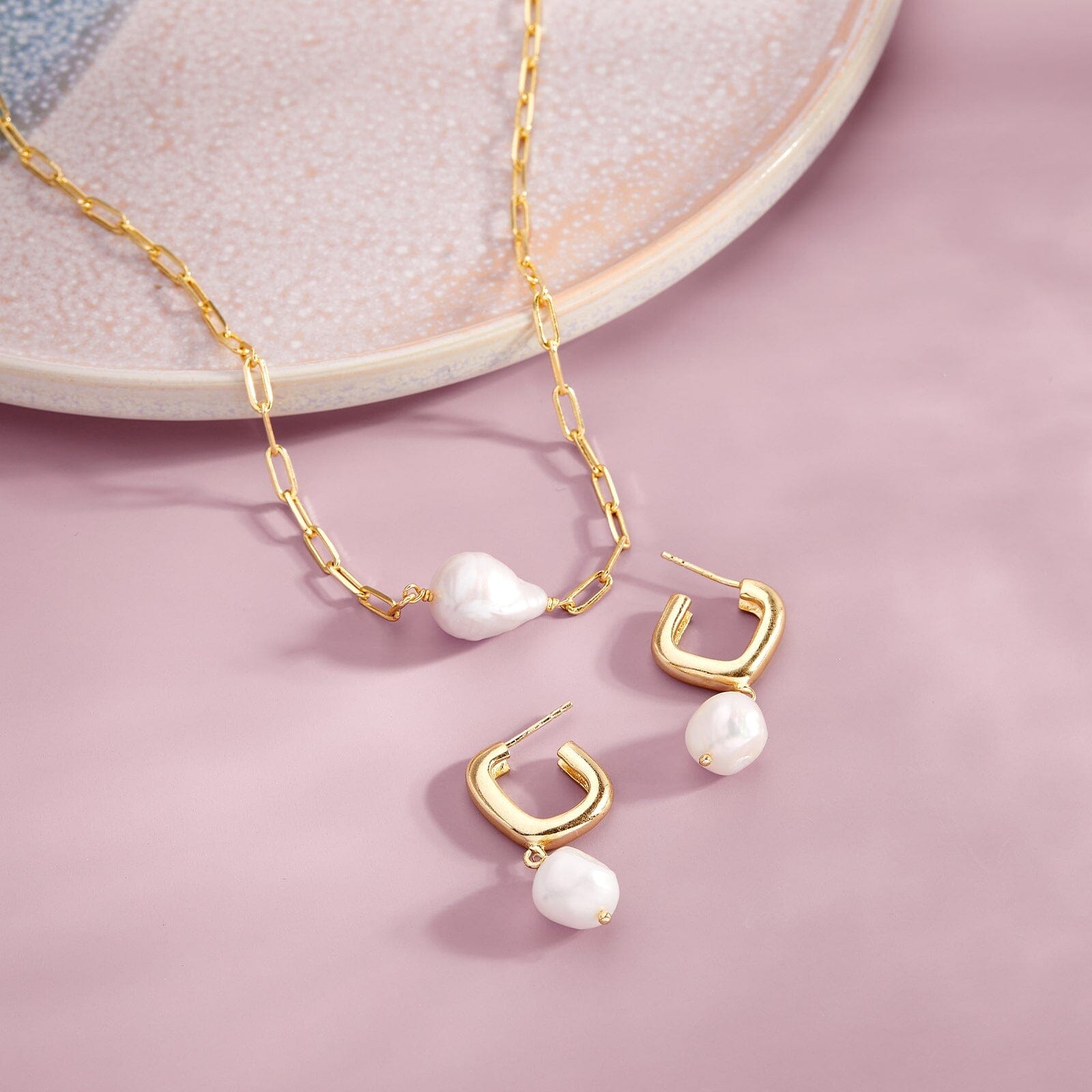 Pearl Paperclip Choker