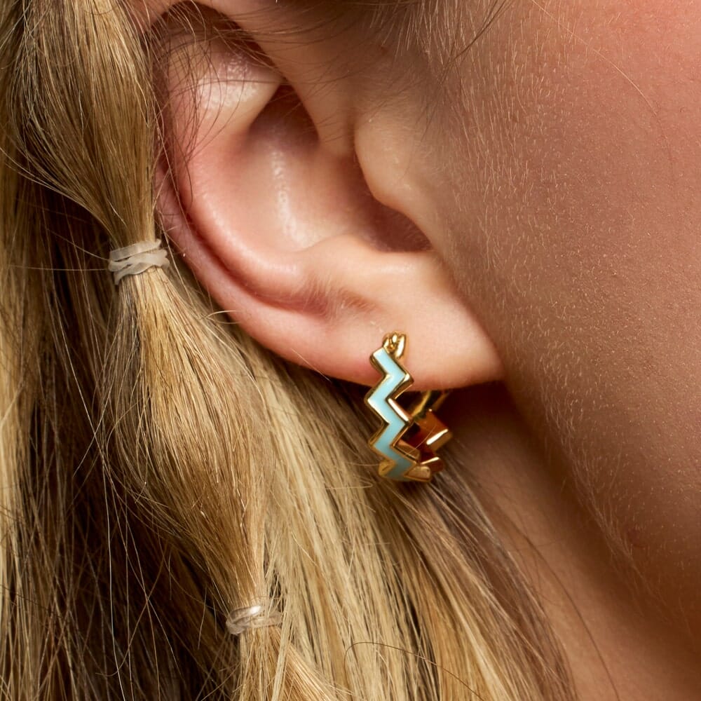 Boucles d'oreilles créoles en émail Ziggy