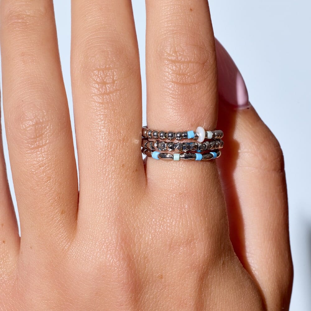 Pile d'anneaux extensibles pour festival