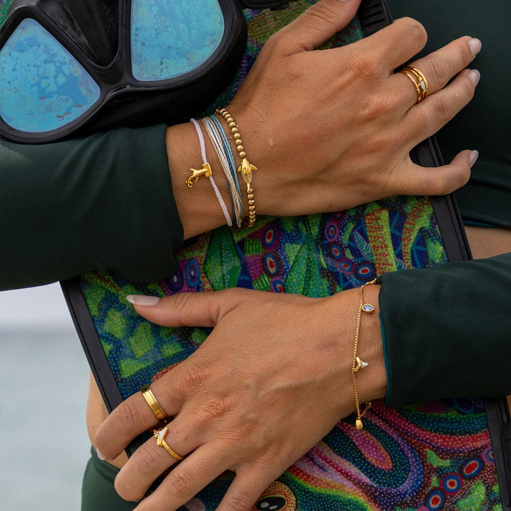 Shark Shimmer Stretch Bracelet