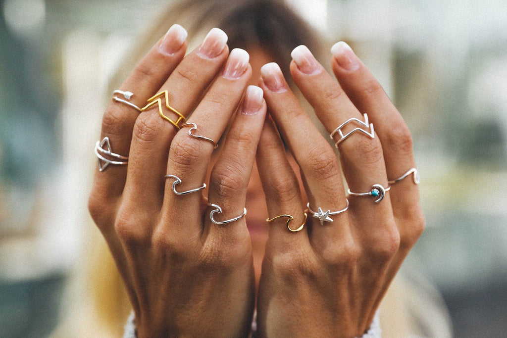 Double Arrow Ring